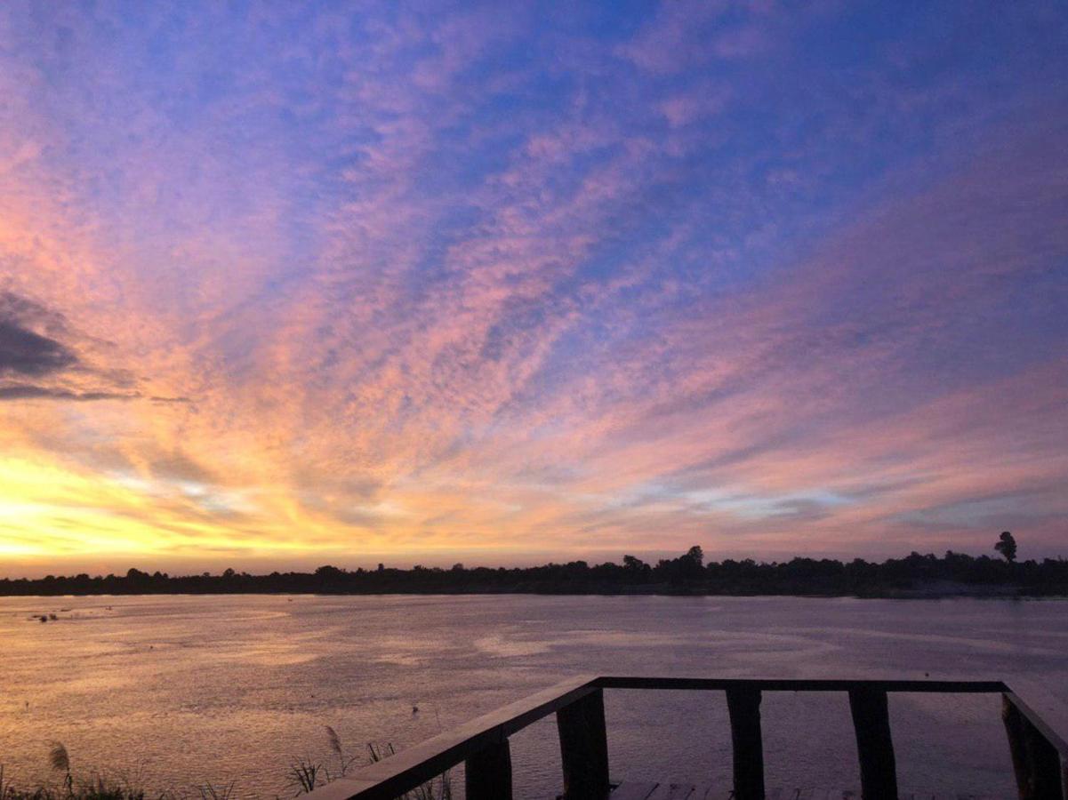 Stung Treng Resort Stoeng Treng エクステリア 写真