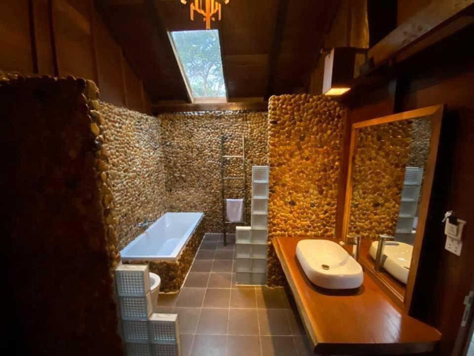 Stung Treng Resort Stoeng Treng エクステリア 写真