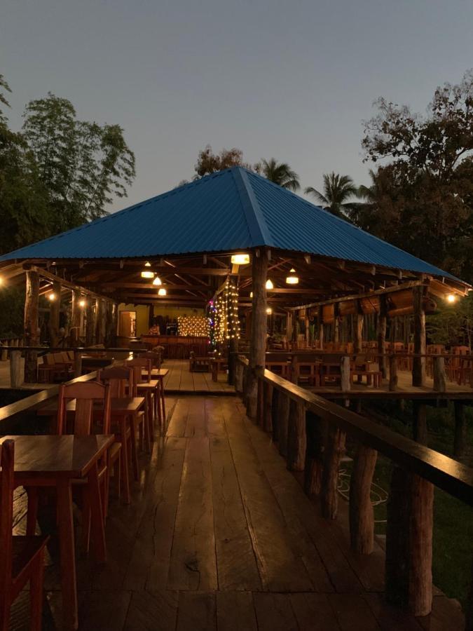 Stung Treng Resort Stoeng Treng エクステリア 写真